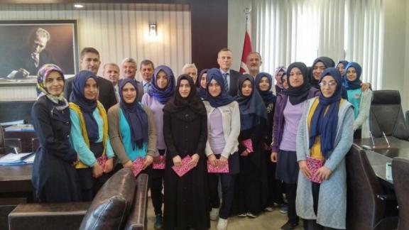 7.Uluslararası Arapça Yarışmaları 02/04/2016 tarihinde Manavgat Belediyesi İbrahim Sözen Gençlik ve Kültür Merkezinde yapıldı.